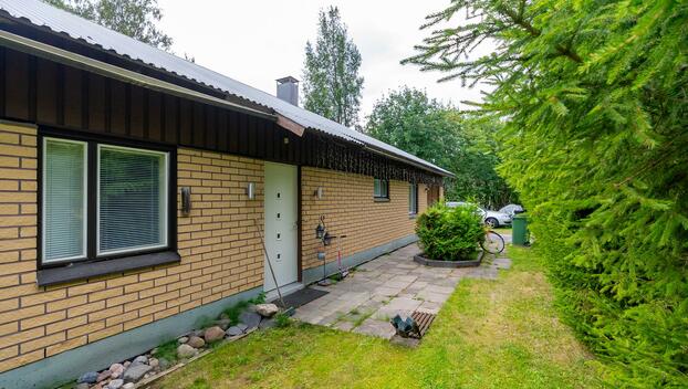 Tatuntie 4, Kuivasjärvi, Oulu