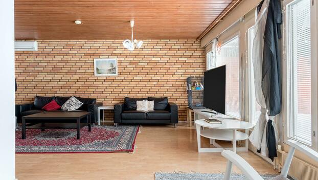 Kurjenpolvi 6, Rajakylä, Oulu