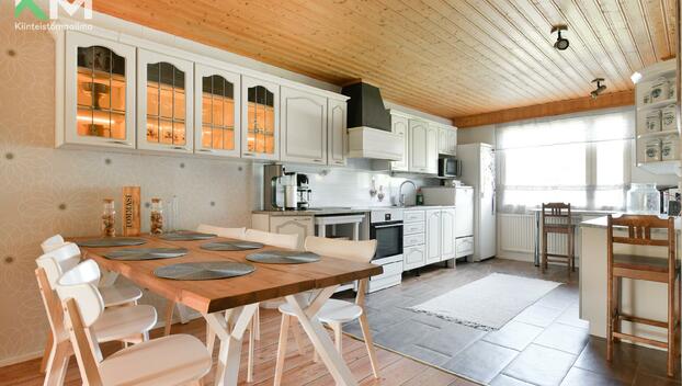 Autiontie 1, Nummi, Kurikka