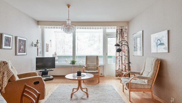 Ampuhaukantie 1, Kaukovainio, Oulu