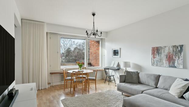 Riihitie 12, Munkkiniemi, Helsinki