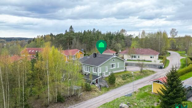 Riihipellonkatu 7, Karjaa, Raasepori