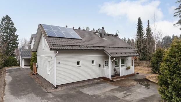 Malmirajantie 16, Ylästö, Vantaa