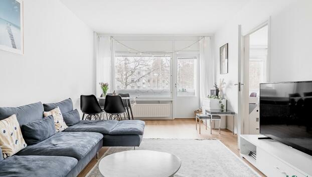 Kaarikuja 4, Kontula, Helsinki