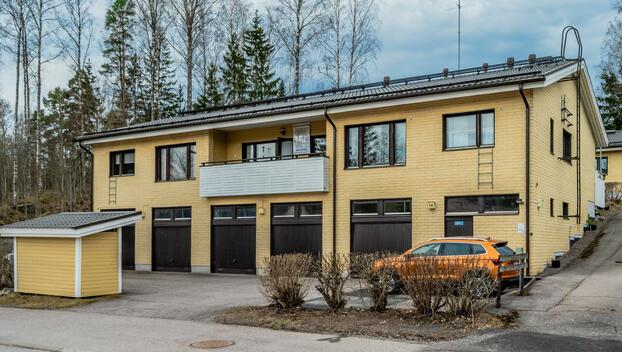 Viestitie 14, Rajakylä, Vantaa