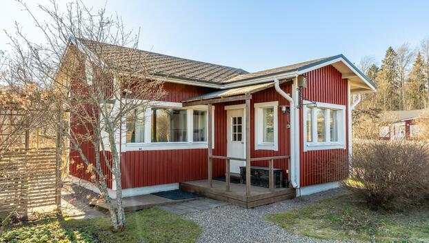 Omenatie 113, Marjaniemi, Helsinki
