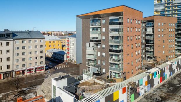 Rautatienkatu 1, Keskusta, Oulu