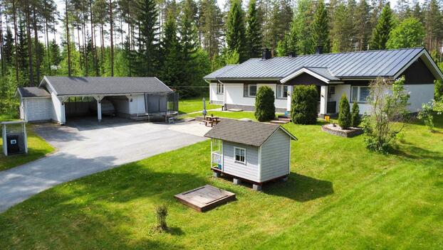 Kärppätie 5, Autio, Kurikka