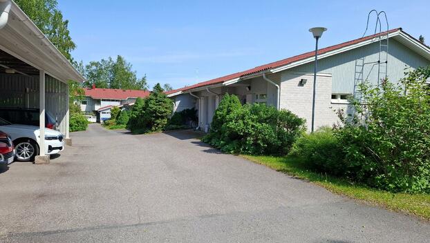 Puistotie 79-81, Kinnari, Järvenpää