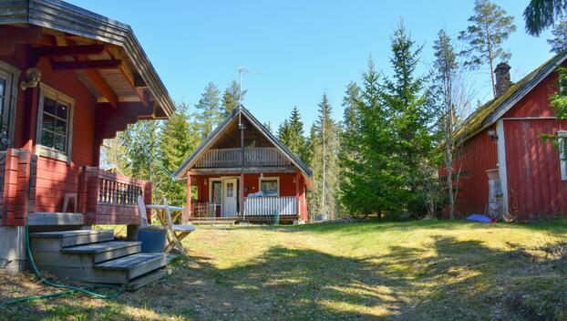 Aitoontie 81, Luopioinen, Pälkäne
