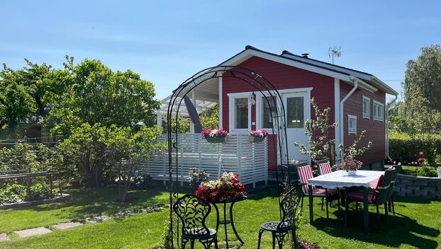 Oulunkylän Siirtolapuutarha, Myllypellontie 6, Malvapolku 96, Oulunkylä, Helsinki