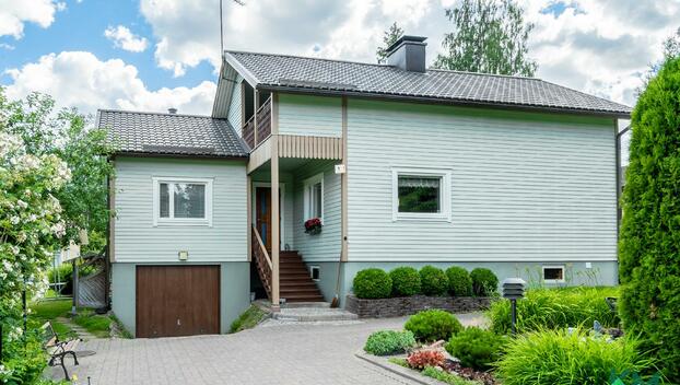 Lemmikkirinne 1, Tikkurila, Vantaa