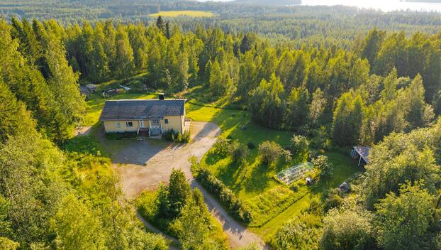 Katajaseläntie 98, Niemisjärvi, Hankasalmi