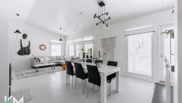 Aadolfinkatu 11, Kärki, Seinäjoki