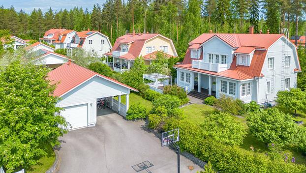 Kenraalintie 9, Kenraalinkulma, Hyvinkää
