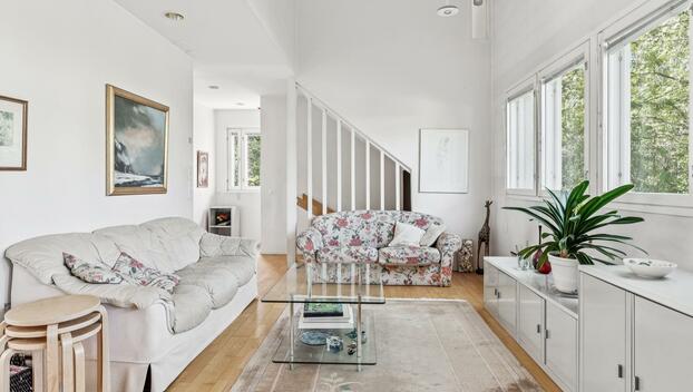 Viikingintie 21, Vartiokylä, Helsinki