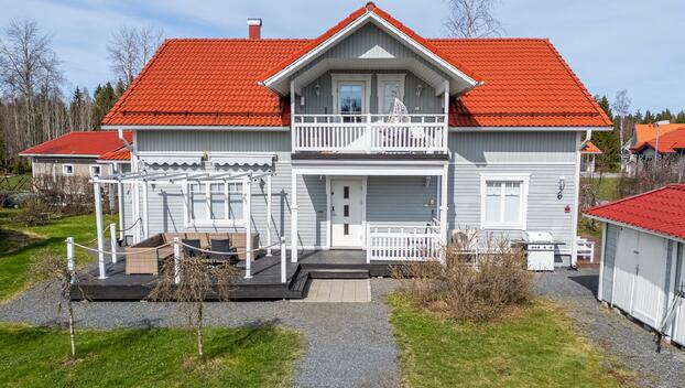 Otsontie 6, Kärjenniemi, Valkeakoski