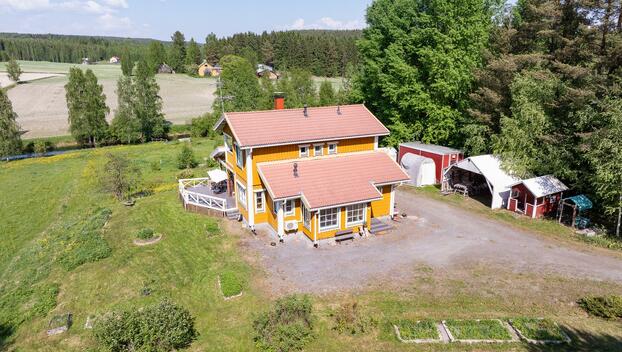 Kalliolantie 27, Jokisuu, Jämsä
