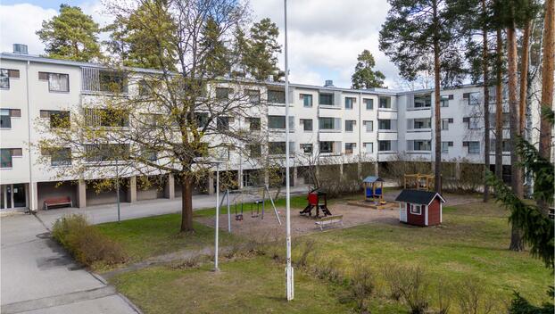Vanamontie 4, Simonmetsä, Vantaa