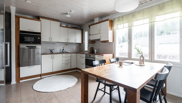 Korpirouskuntie 16, Kynsilehto, Oulu