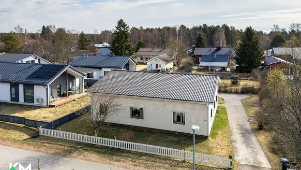 Tarmontie 10, Välivainio, Oulu
