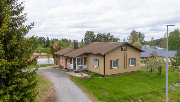 Kallenpolku 15, Jämsänkoski, Jämsä