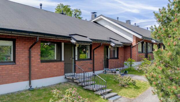 Rasinkuja 5, Tapaninkylä, Helsinki