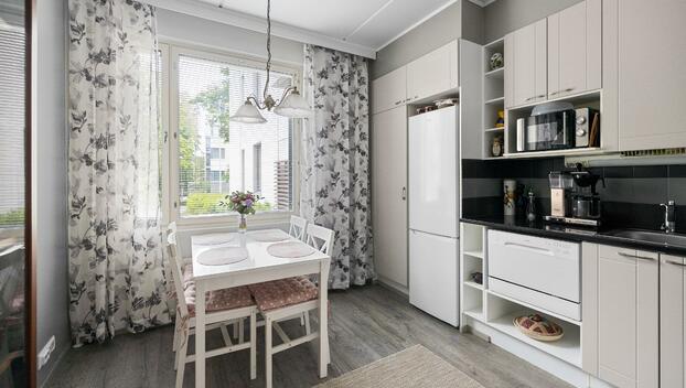 Paasikivenkatu 25, Molanderinmäki, Kerava