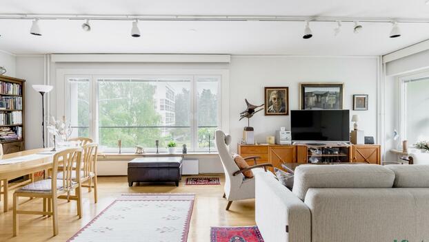 Tuulimyllyntie 9, Myllypuro, Helsinki
