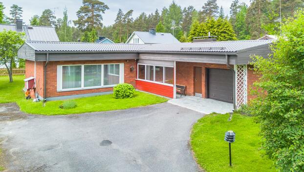 Hausjärvenkatu 34, Ahdenkallio, Hyvinkää