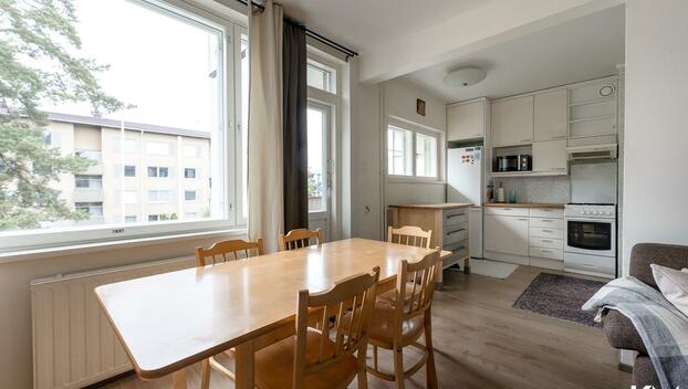 Lumikintie 6, Roihuvuori, Helsinki