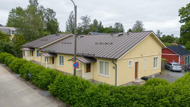 Juhontie 8, Asemantausta, Hämeenlinna
