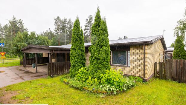 Kurjenkellonkatu 2, Mäntykangas, Kotka