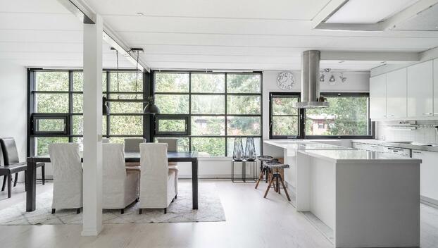 Kiviportintie 28, Vartiokylä, Helsinki