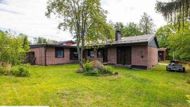 Oksapolku 1, Aittakorpi, Kotka