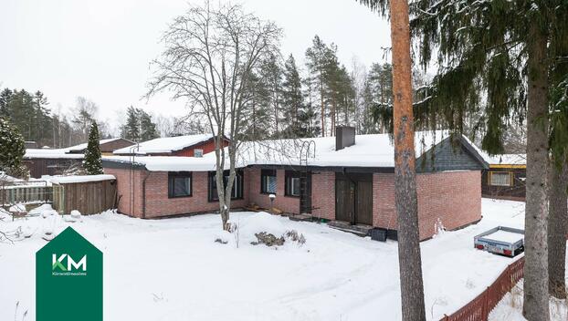 Oksapolku 1, Aittakorpi, Kotka