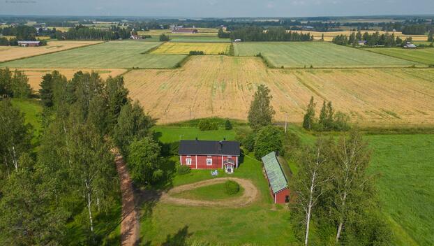 Suomulan larvatie 70, Koskenkorva, Ilmajoki
