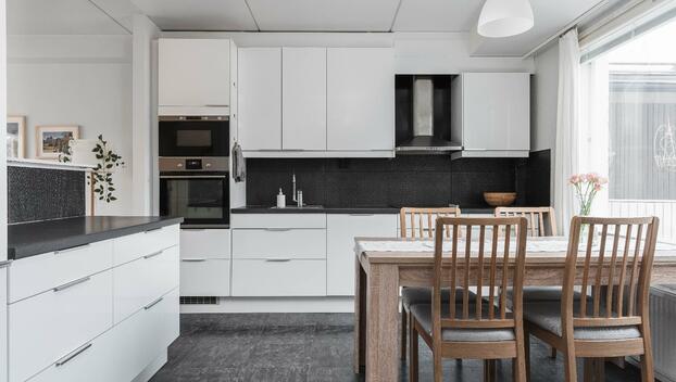 Nurmilinnuntie 1, Rastaala, Espoo