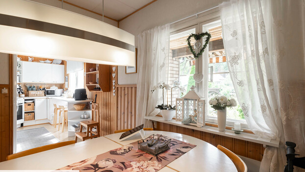 Tyrätaari 13, Juurikorpi, Kotka