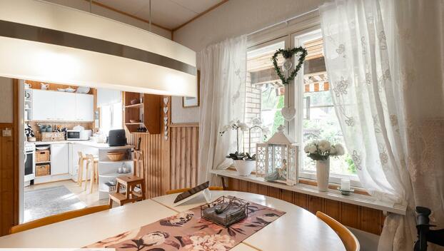 Tyrätaari 13, Juurikorpi, Kotka