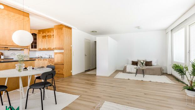 Kuivastie 12, Länsi-Tuira, Oulu