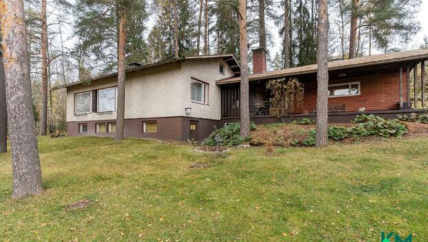 Kirjavaisenkatu 5, Takahuhti, Tampere