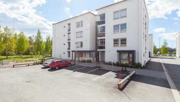 Kauppalinnankatu 1, Linnanmaa, Oulu