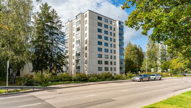 Lumikero 4, Länsimäki, Vantaa