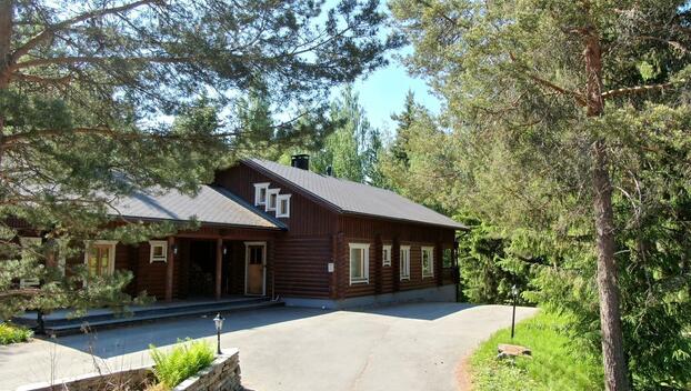 Hovimäenraitti 9, Tahkovuori, Kuopio