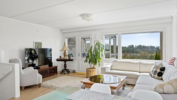 Ristiniementie 30, Laurinlahti, Espoo