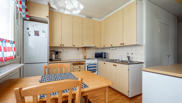 Emäpuuntie 74, Mustasuo, Oulu