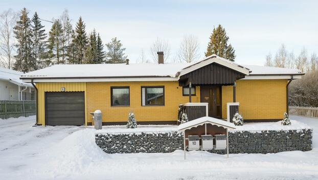 Tuomaantie 12, Kirkonkylä, Nurmijärvi