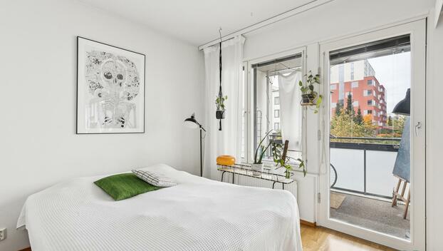 Hitsaajankatu 13, Herttoniemenranta, Helsinki