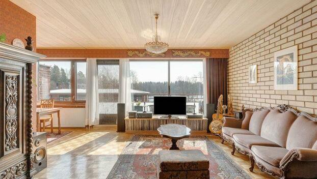 Lampikuja 1, Pähkinärinne, Vantaa